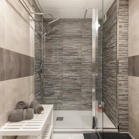 Torre De Hercules Con Garaje *