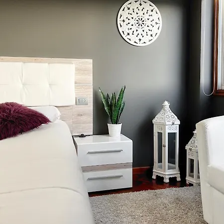 Torre De Hercules Con Garaje